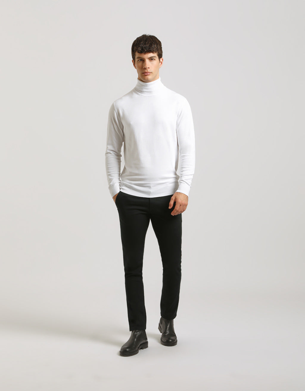 Maglia collo alto in misto viscosa