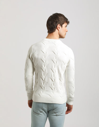 Maglia girocollo intrecciata