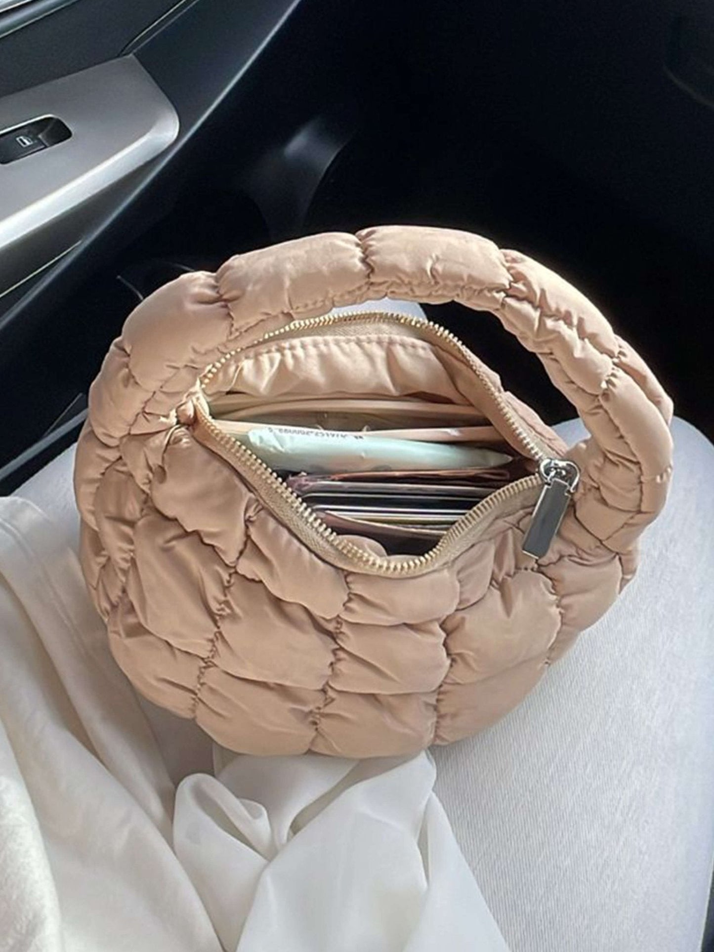 Cloudy Puffer Bag