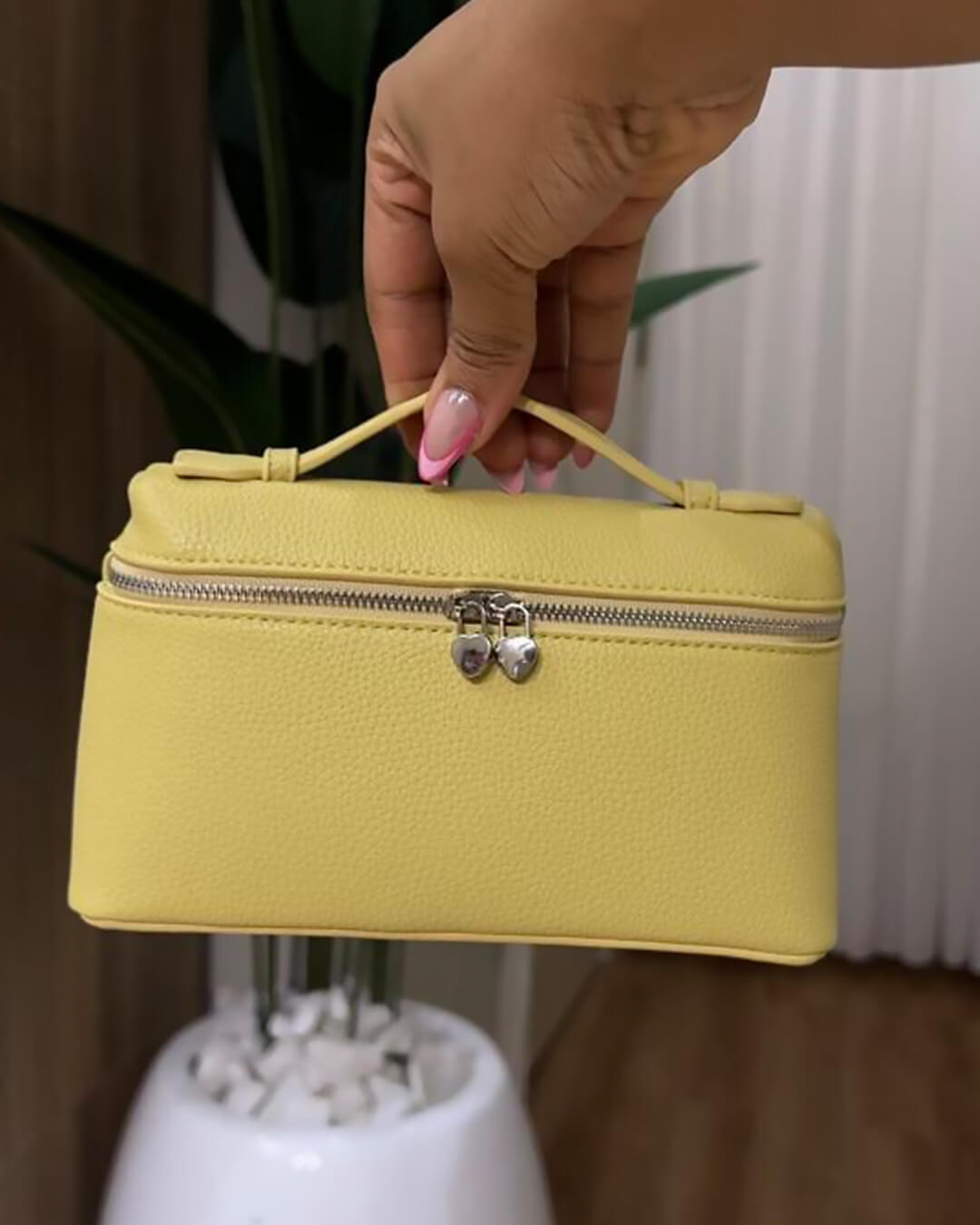 Felicia Vanity Bag